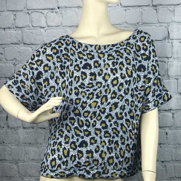 H&M Women's Animal Print Blouse, Size Medium - Picture 3 of 8